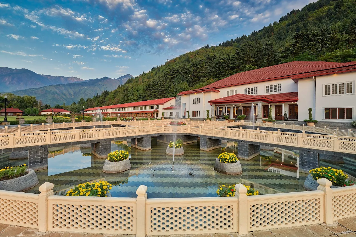 The Lalit Grand Palace Srinagar